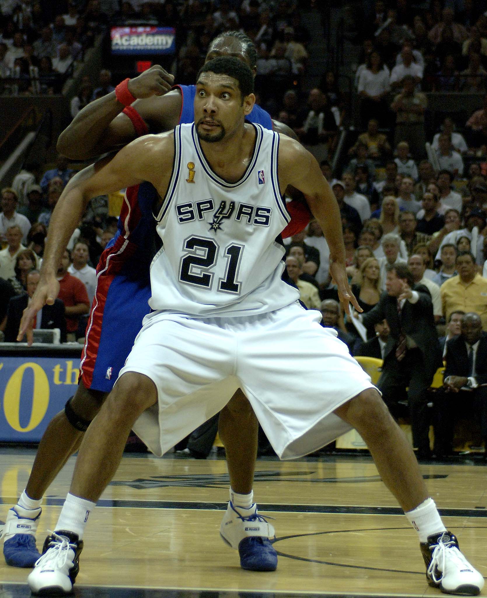 强调理性 强调理性